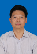 黄乾明 照片