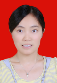 李云春 照片
