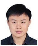 黄志 照片
