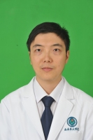胡智 照片