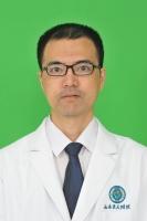 李新 照片