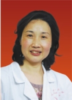 李群英 照片
