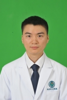 唐龙 照片