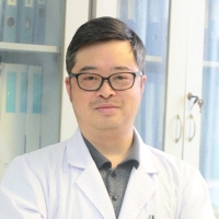 易国平 照片