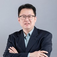 胡玮 照片