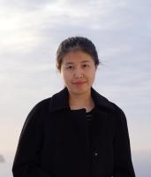 孔蕴 照片