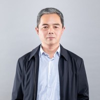 李越中 照片