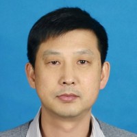 权太勇 照片