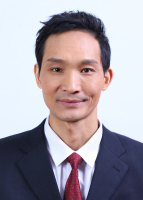 刘新华 照片