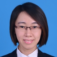 李亚琼 照片