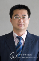 王坤 照片