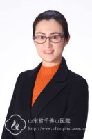 闫莉 照片