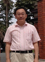 李铁 照片