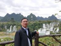 王利华 照片