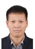 柏中朝 照片