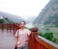 雷丽芳 照片