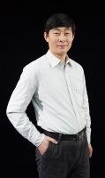贾强 照片