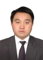 卢晓 照片