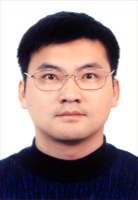 王刚 照片