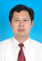 郑丰隆 照片