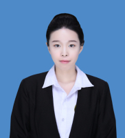 何莹 照片