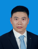 邵明玉 照片