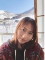 孔雪 照片