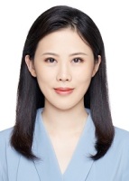 刘成成 照片