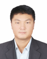 马德鹏 照片