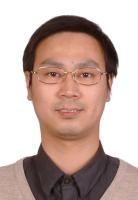 王 宏 照片