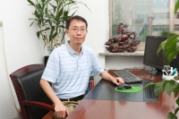 王冰 照片