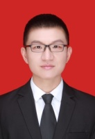 于颀 照片