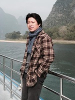秦嗣德 照片
