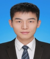 时骥 照片