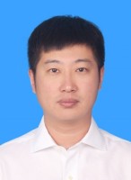 周振 照片