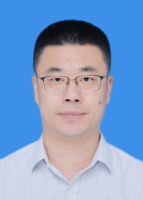 丁萌 照片