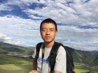 何峰 照片