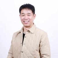 贾春雷 照片