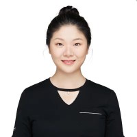 刘欣 照片