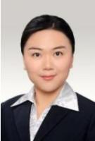 吕毅 照片