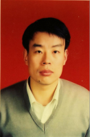 李忠 照片