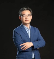 王德新 照片