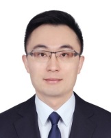 张博威 照片