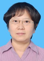 吕红 照片