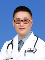 林俊 照片