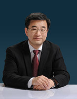 王辰 照片
