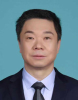 于炎冰 照片