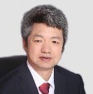 董宇平 照片