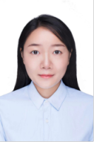 李云 照片