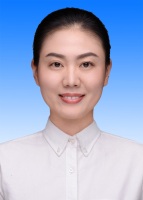 李霞 照片